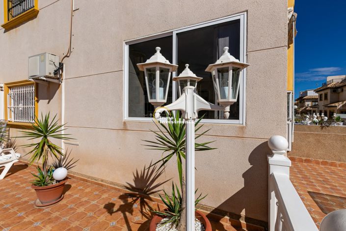 Image No.33-2 Bed Apartment for sale