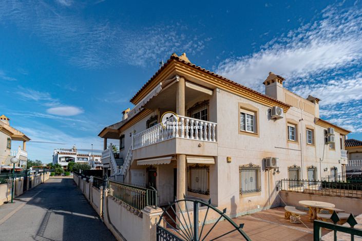 Image No.2-2 Bed Penthouse for sale