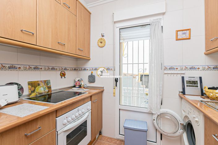 Image No.14-3 Bed Townhouse for sale