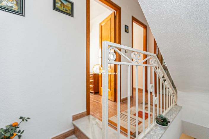 Image No.23-3 Bed Townhouse for sale