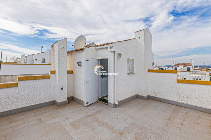 Image No.42-3 Bed Townhouse for sale