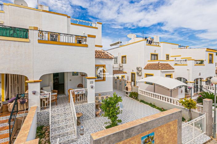 Image No.45-3 Bed Townhouse for sale