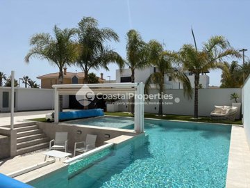 cpm--041--villa-for-sale-in-vera-playa-955114