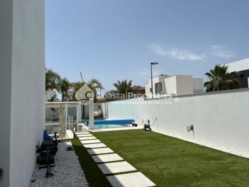 cpm--041--villa-for-sale-in-vera-playa-616310