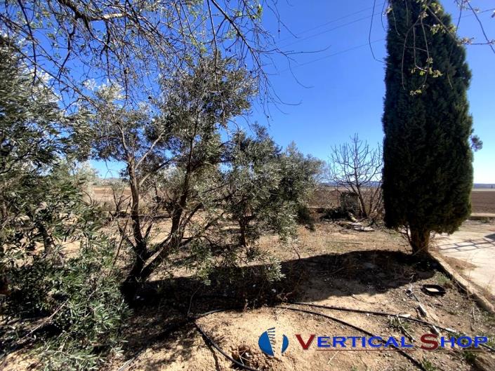 Image No.15-4 Bed Country House for sale