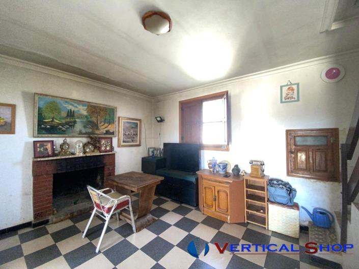 Image No.7-4 Bed Country House for sale