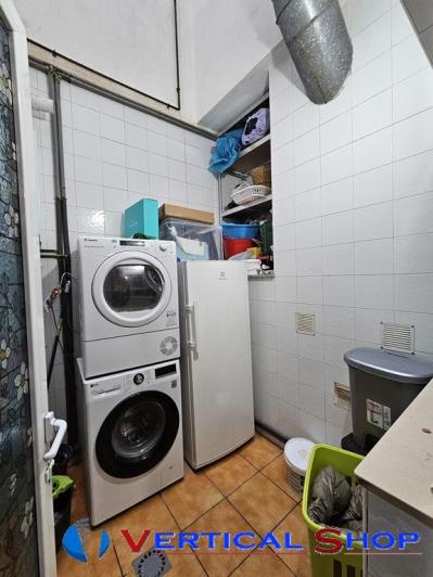 Image No.10-4 Bed Townhouse for sale