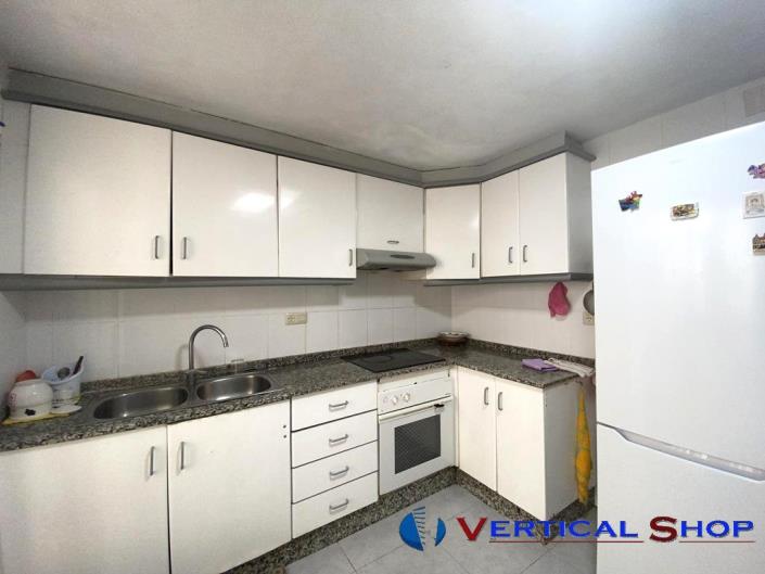 Image No.3-4 Bed Townhouse for sale