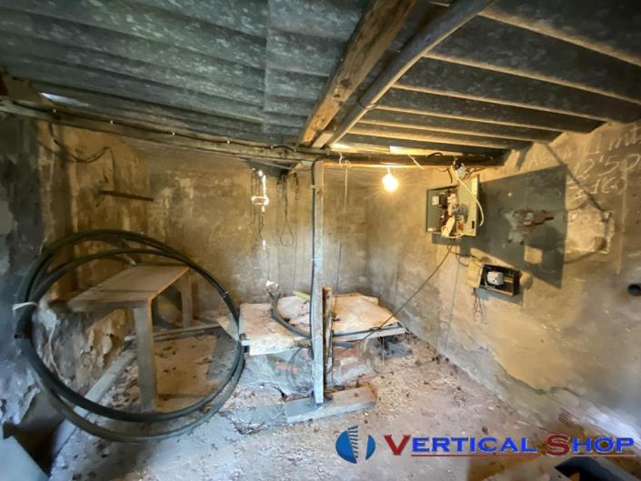 Image No.36-5 Bed Country Property for sale