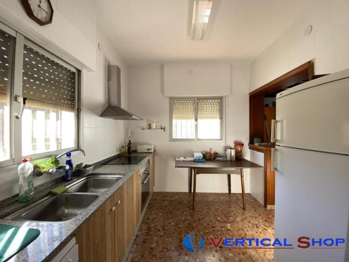 Image No.7-5 Bed Country Property for sale