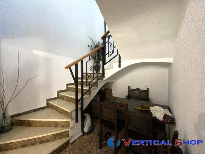 Image No.14-5 Bed Country Property for sale