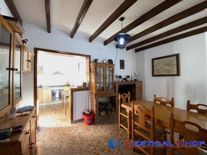 Image No.9-5 Bed Country Property for sale