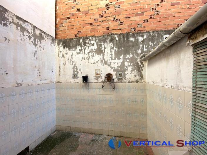 Image No.10-6 Bed Townhouse for sale