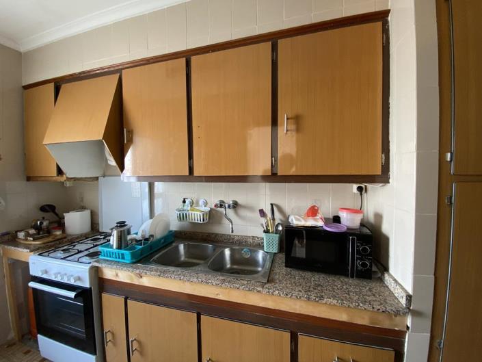 Image No.12-6 Bed Townhouse for sale