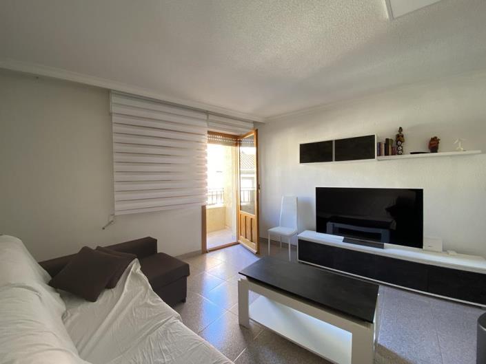 Image No.2-6 Bed Townhouse for sale