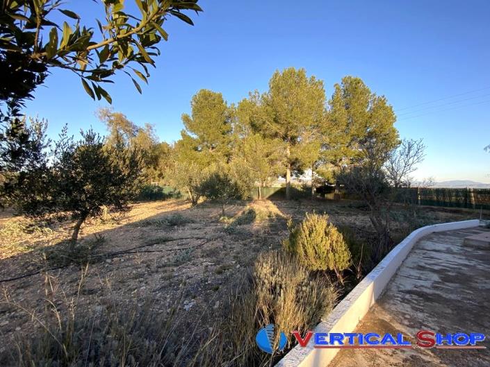 Image No.10-3 Bed Country Property for sale