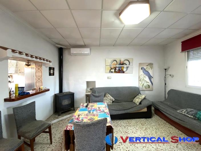 Image No.15-3 Bed Country Property for sale