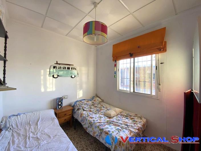 Image No.23-3 Bed Country Property for sale