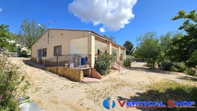 VERTICALSHOP--16-