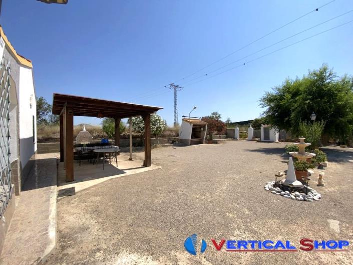 Image No.3-2 Bed Country Property for sale