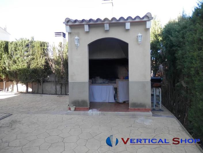 Image No.15-3 Bed Villa / Detached for sale