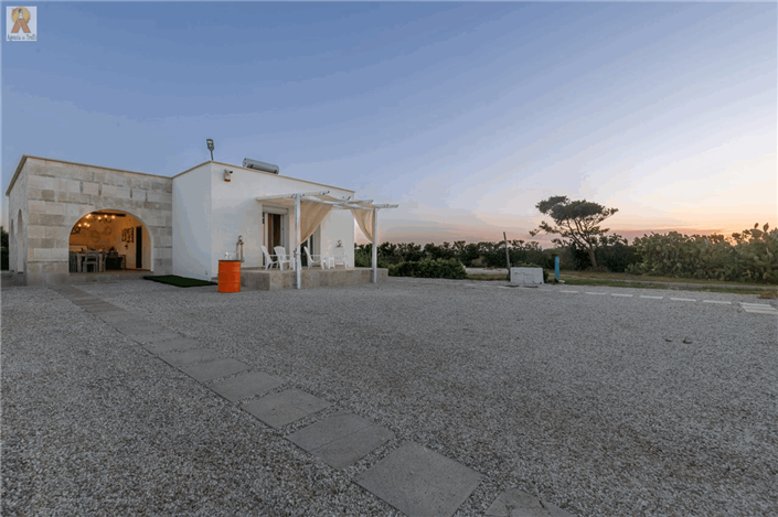 Image No.8-4 Bed Villa for sale