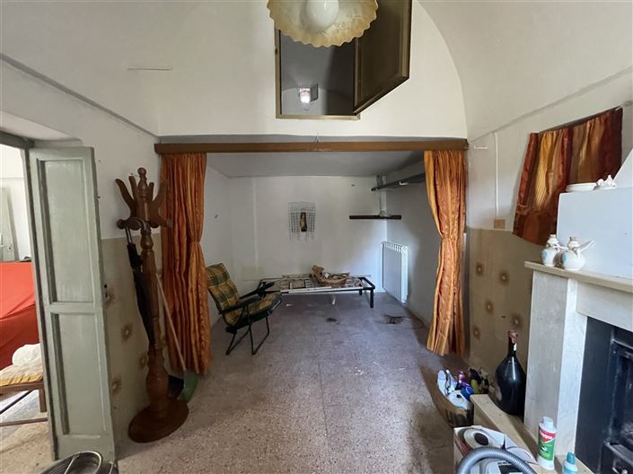 Image No.16-3 Bed Country House for sale