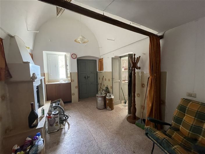 Image No.18-3 Bed Country House for sale