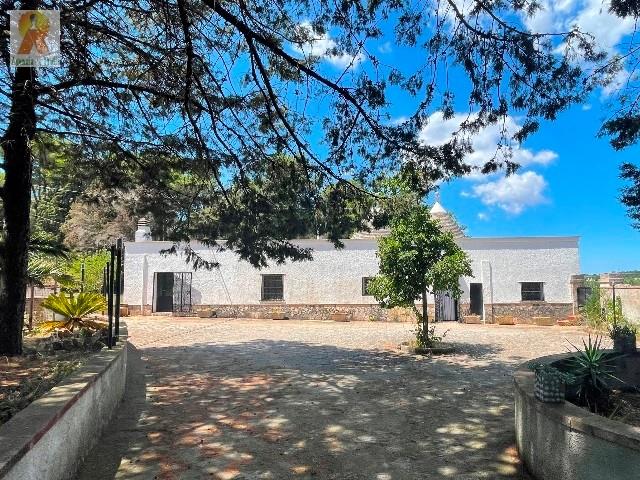 Image No.4-3 Bed Country Property for sale