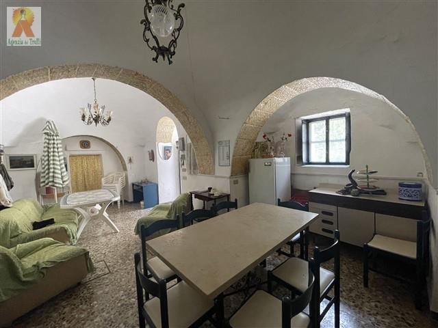 Image No.15-3 Bed Country Property for sale