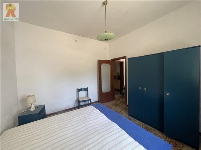 Image No.24-3 Bed Country Property for sale