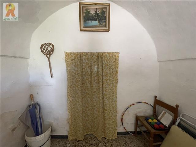 Image No.29-3 Bed Country Property for sale