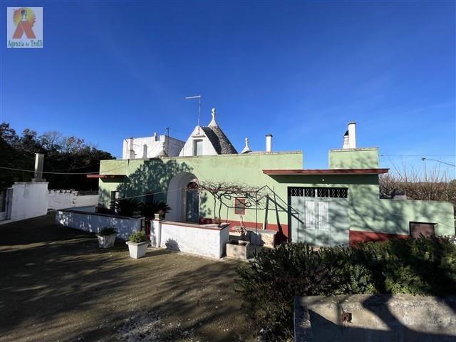 Image No.2-4 Bed Trullo for sale