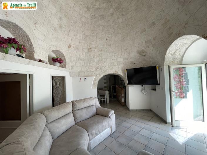 Image No.36-5 Bed Trullo for sale