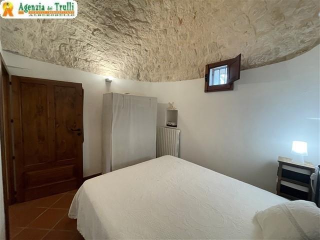 Image No.26-3 Bed Trullo for sale
