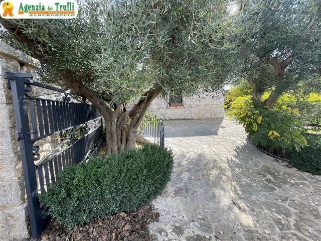 Image No.44-3 Bed Trullo for sale