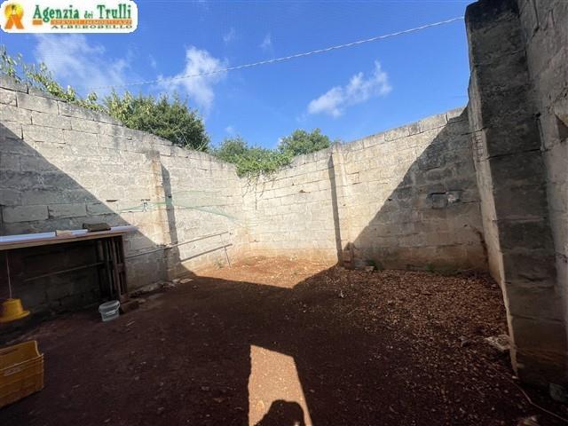 Image No.32-3 Bed Trullo for sale