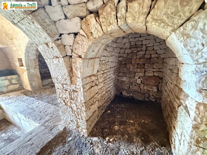 Image No.12-2 Bed Country Property for sale