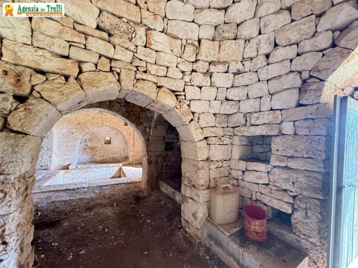 Image No.17-2 Bed Country Property for sale