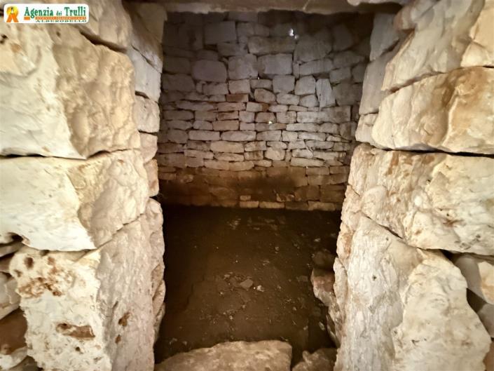 Image No.21-2 Bed Country Property for sale