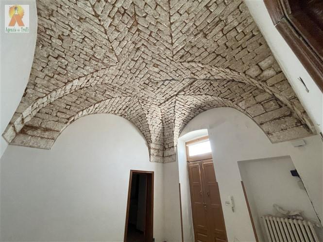 Image No.16-4 Bed Farmhouse for sale