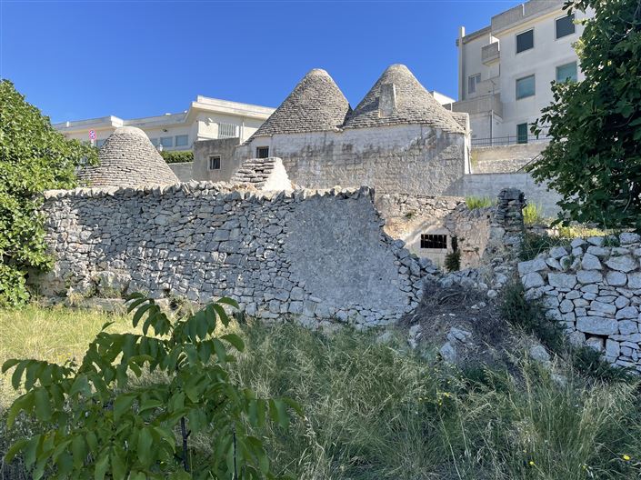 Image No.14-2 Bed Townhouse for sale