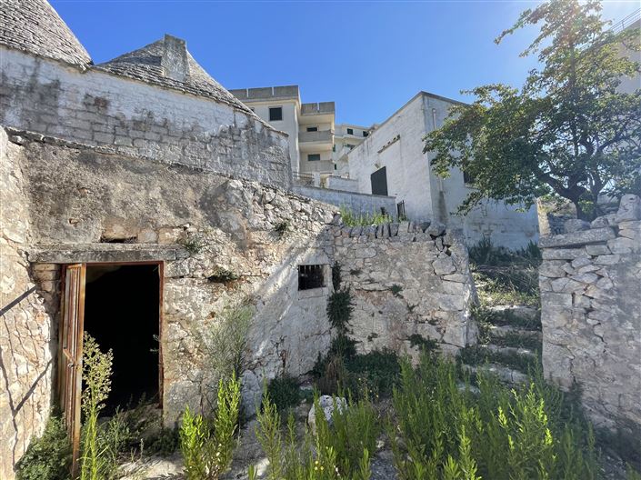 Image No.9-2 Bed Townhouse for sale