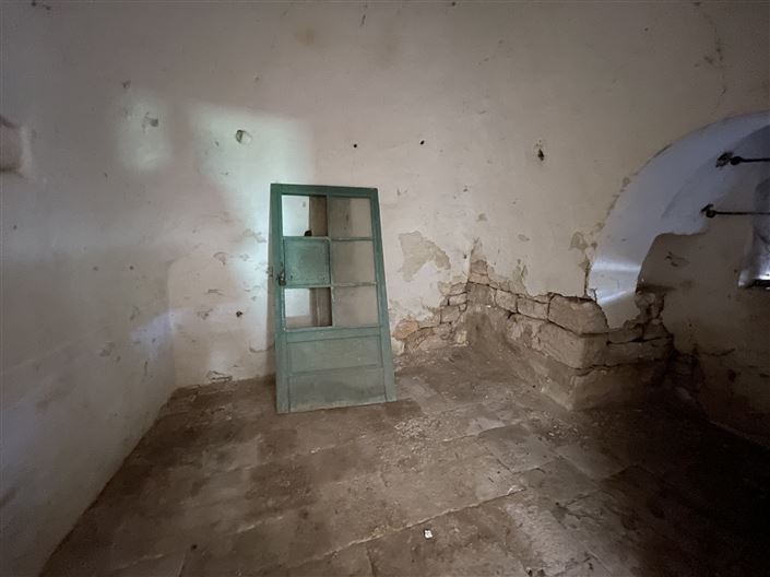 Image No.11-1 Bed Country House for sale