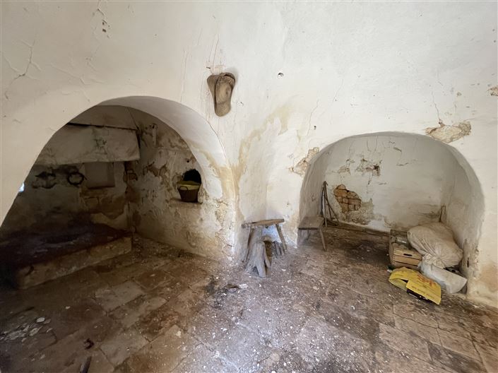 Image No.14-1 Bed Country House for sale