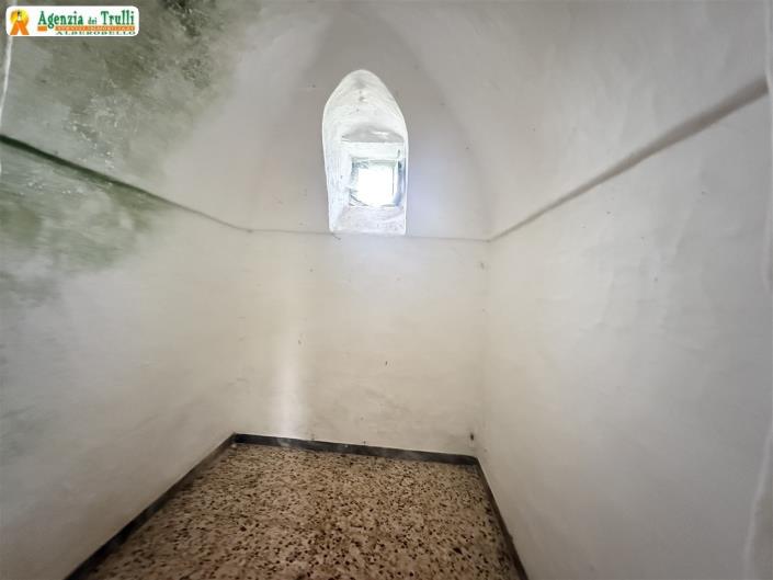 Image No.18-2 Bed Trullo for sale