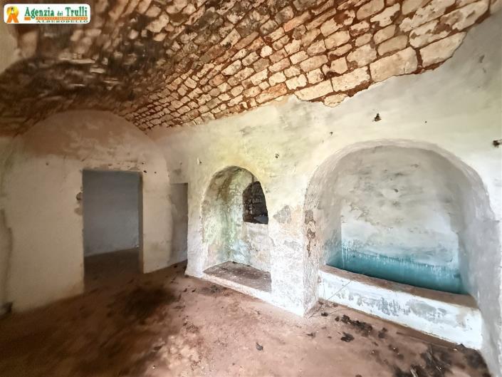 Image No.36-2 Bed Trullo for sale