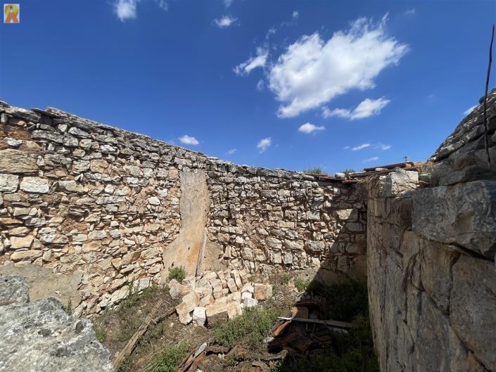 Image No.25-2 Bed Trullo for sale