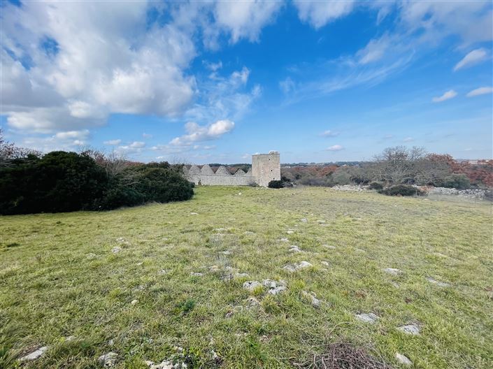 Image No.34-3 Bed Farmhouse for sale