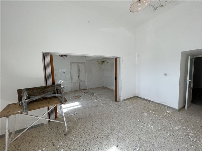 Image No.30-3 Bed Country House for sale